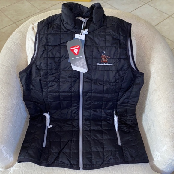 NWT Cutter & Buck vest‼️ - Picture 2 of 12